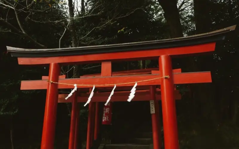 A red torii gate at a shrine in Kamakura
